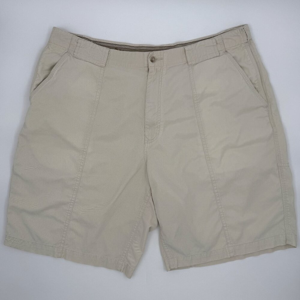 Tommy Bahama Men’s 40 Khaki Beige Cotton Stretch Utility Cargo Flat Front Shorts